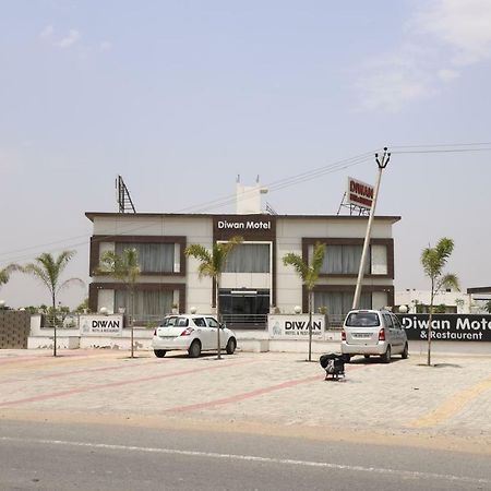 Diwan Hotel And Restaurant Surkhi Εξωτερικό φωτογραφία