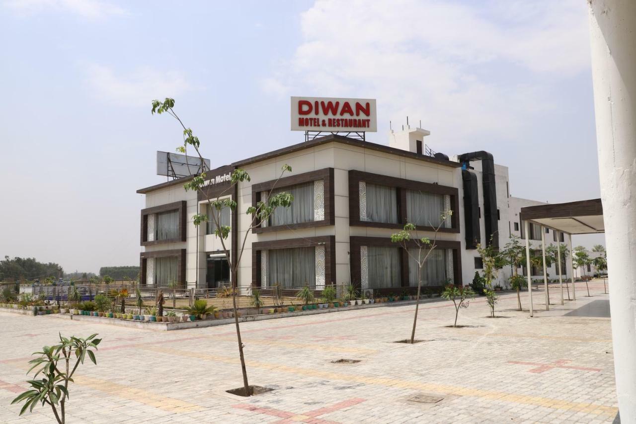 Diwan Hotel And Restaurant Surkhi Εξωτερικό φωτογραφία